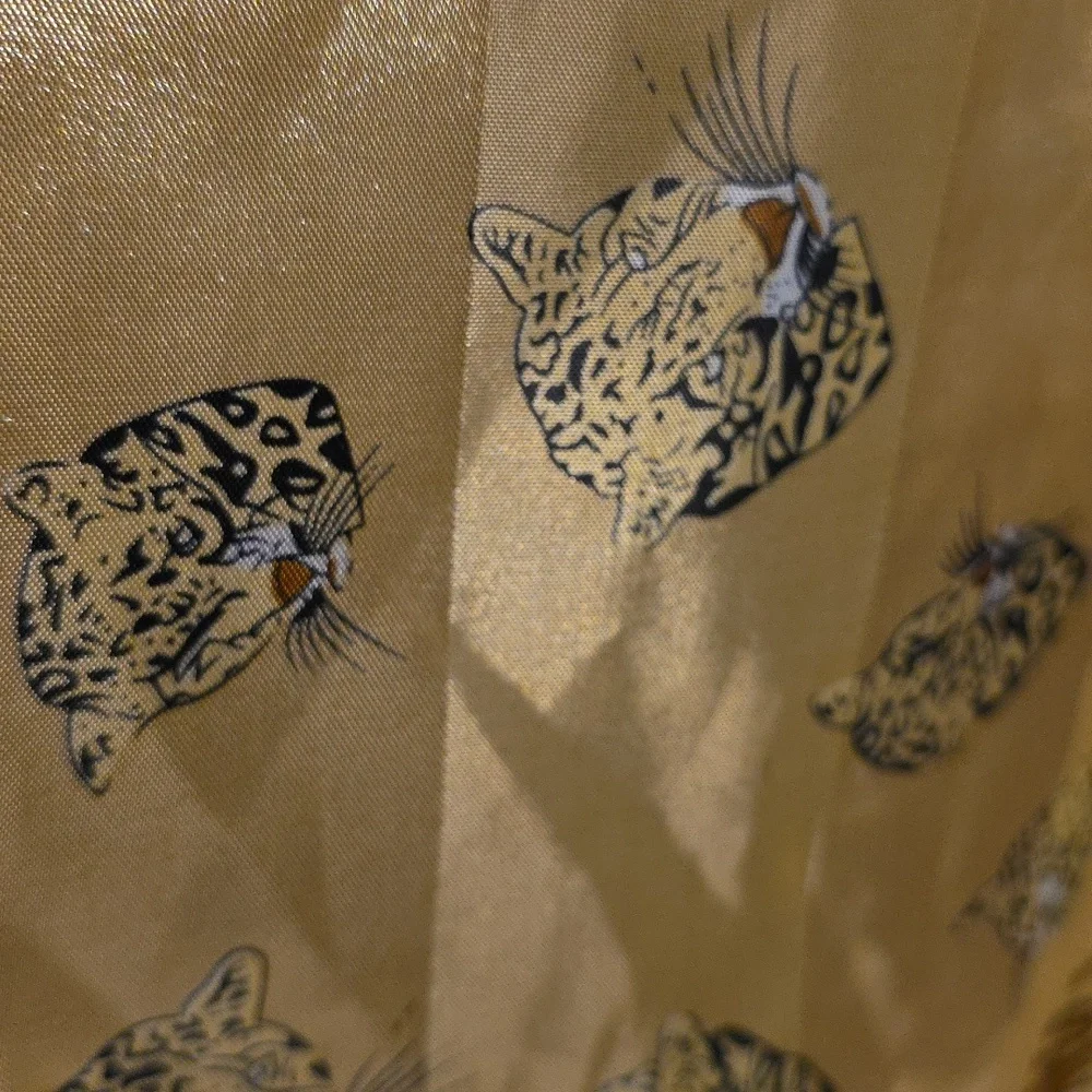 Gold and Black‎ Animal Print Scarf Satiny Cheetahs Tigers Square 40in. EUC